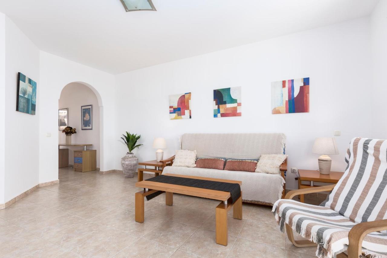 Home2Book Sea Front El Granillo, Beach & Wifi كوستا كالما المظهر الخارجي الصورة